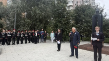 03 сентября в районе Печатники на площади, на месте взорванного дома № 19 по ул. Гурьянова, собрались сотни неравнодушных жителей, чтобы принять участие в торжественном митинге, посвящённом Дню солидарности в борьбе с терроризмом